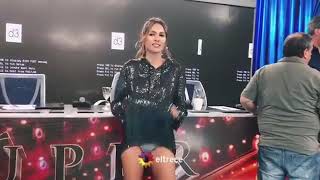 PAMPITA se descuido en show macht y mostró su ropa interior !!!