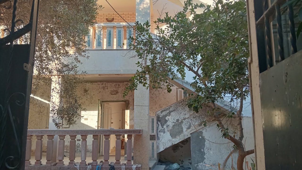 منزل للبيع مساحه 200متر تم تخفيض السعر لسرعه البيع للتواصل محمود للتسويق العقاري 01010150636