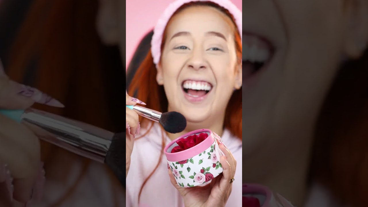 TESTEI BLUSH EM FORMATO DE ROSA 