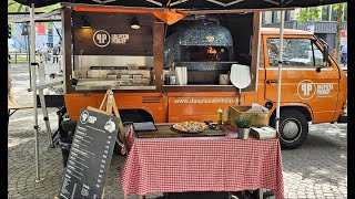 Street Food - Wood Fire Pizzeria on the Road | Holzfeuer Pizzeria auf 4 Räder