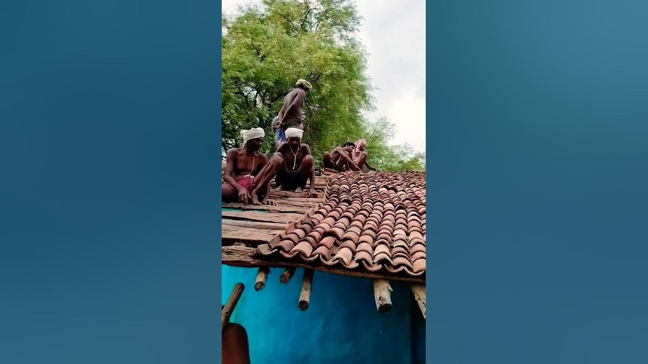 bastar ke खपरा घर रिप्यर करते हुए bastar nature trending viral 