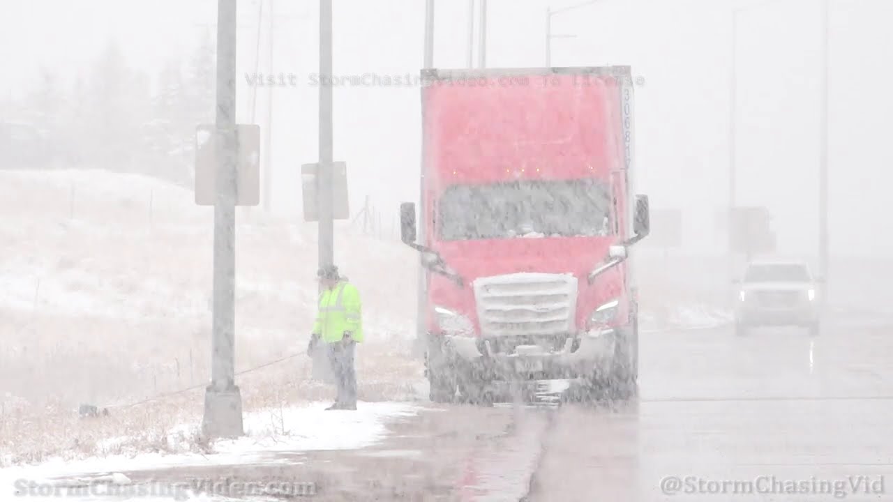 Monument, CO Heavy Snow Creates Whiteout Conditions on I 25 - 3/13/2021