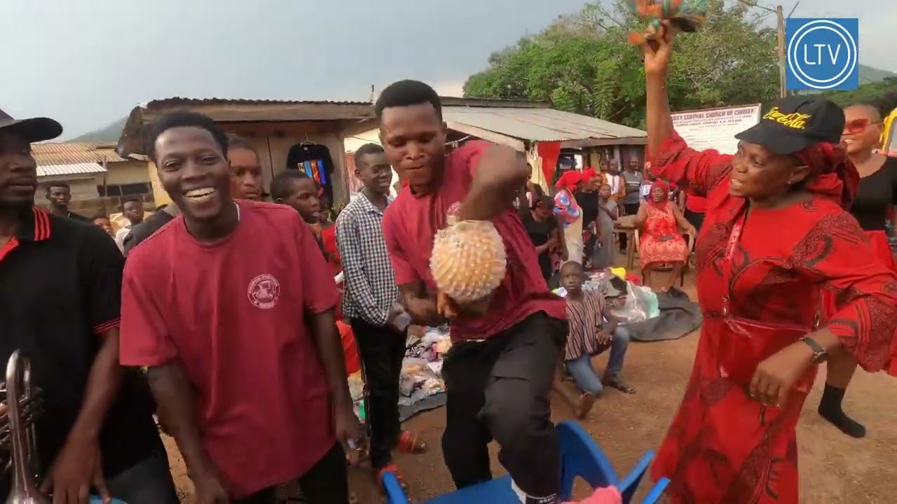 BORBORBOR  DANCE  SECTION DURING MAMAGA  ATOVES  FUNERAL