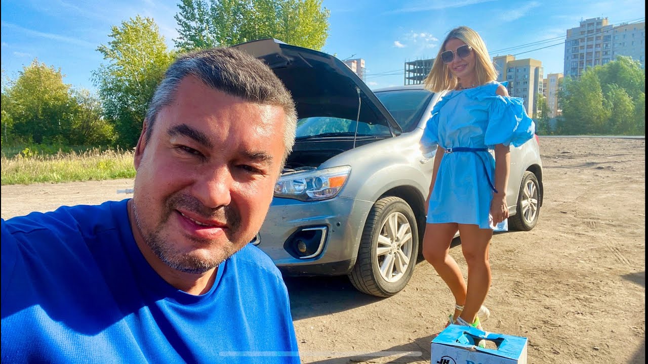 Заряжаем скромную девушку на Митсубиши :) - YouTube