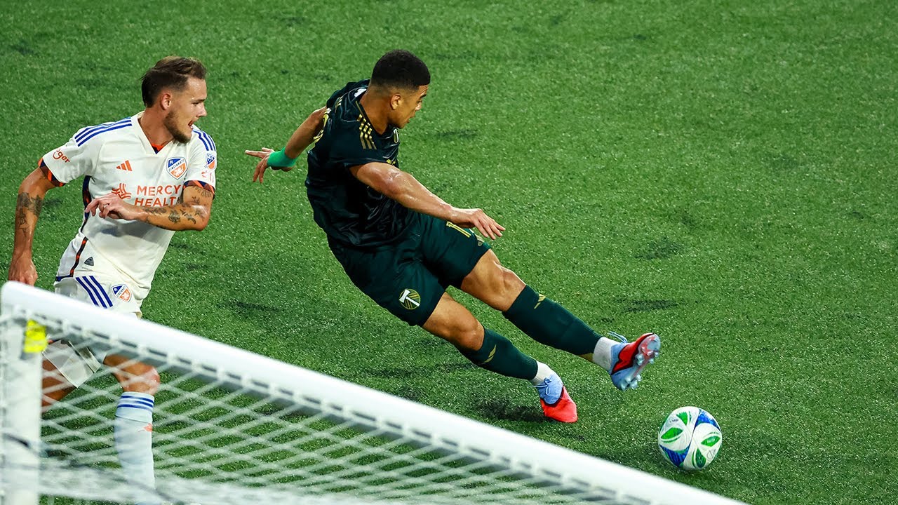 GOAL | Kevin Kelsy puts Portland on the board against Cincinnati