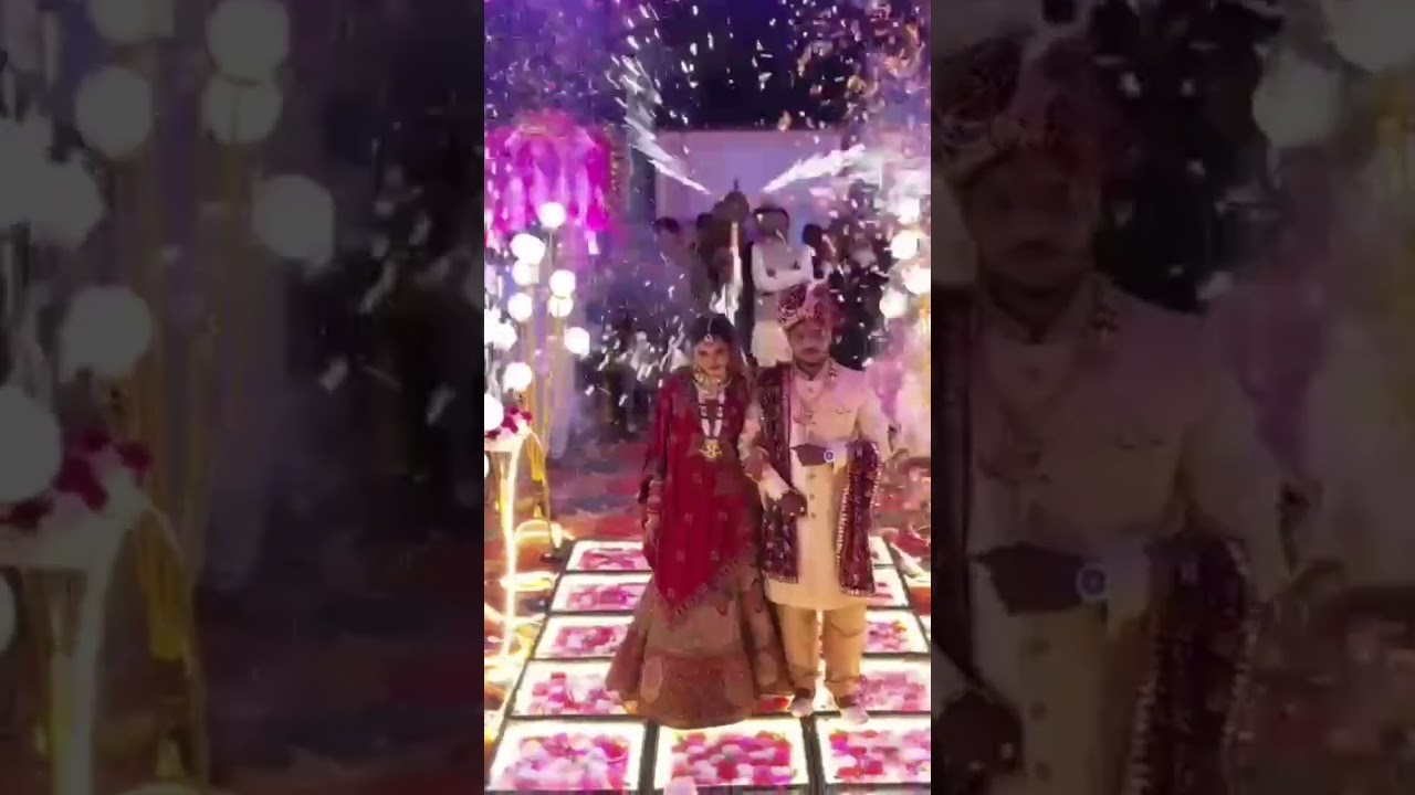 Couple entry with glass 