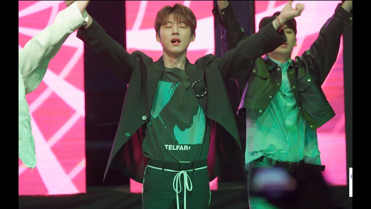 아이콘 iKON (비아이) 사랑을 했다 (LOVE SCENARIO) [4K B.I 직캠],국제대 축제@180511 락뮤직