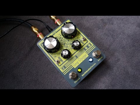 Earthquaker Devices - Gray Channel - YouTube