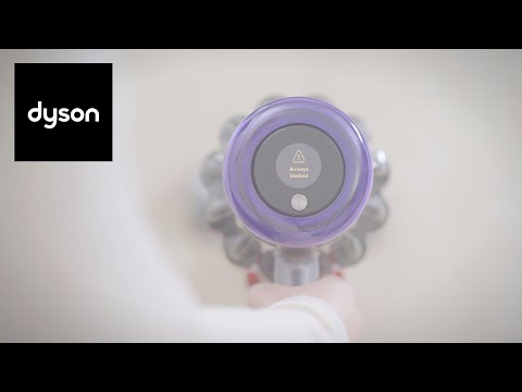 How to check for blockages on your Dyson V11™ Outsize cordless vacuum with High Torque cleaner head