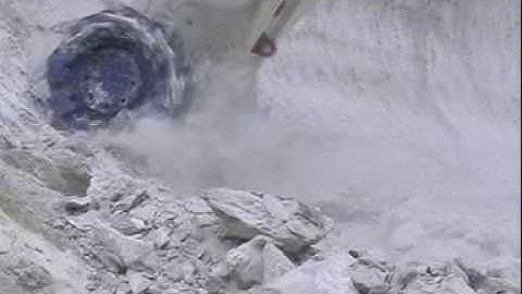 Gypsum Quarrying.MPG