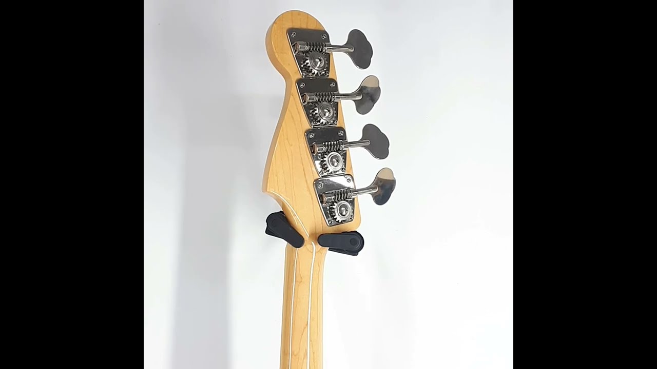 FENDER JAZZ BASS HOLLOW BODY JAPAN 2012 - Guitar Shop - YouTube