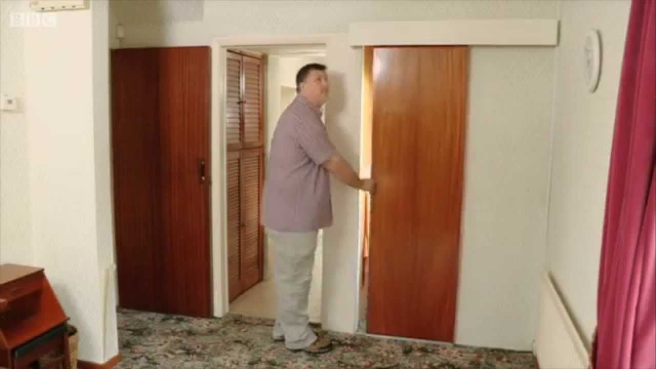 Homes Under The Hammer... With Realistic Sound