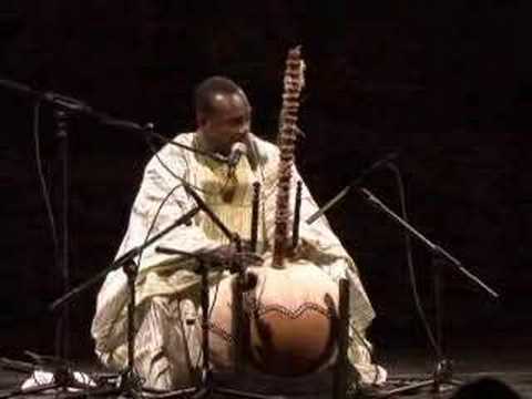 Toumani Diabaté - Cantelowes live at El Real Alcazar