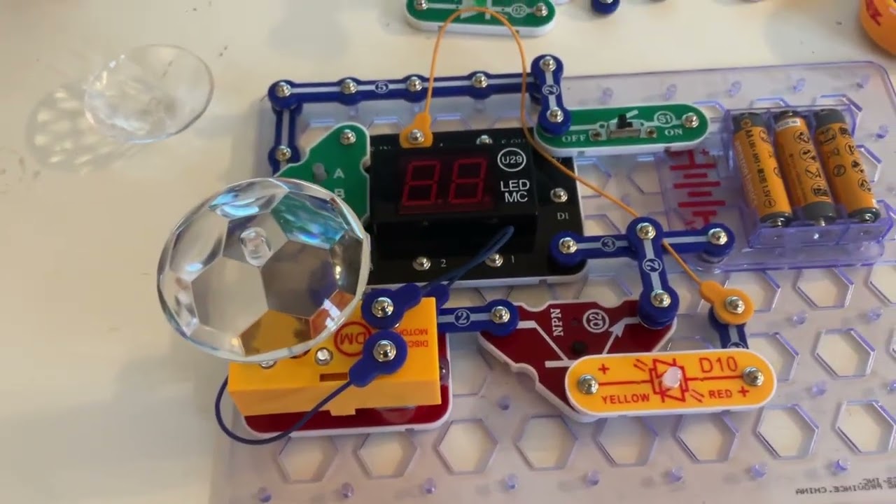 Snap Circuits Arcade: Variable Disco Speed with Variants - YouTube