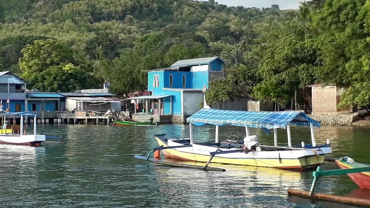 Perjalan ke Desa Apuri pulau Pura