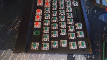 How to Replaced Keyboard switches. Switch Soldering/Replacement Corsair k70