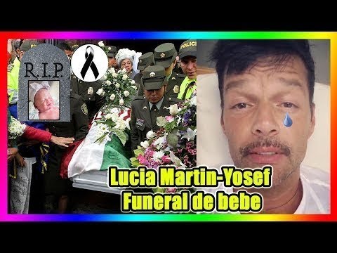 Video: Ricky Martin Visar Ansiktet På Sin Dotter Lucia