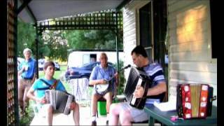 Wildwood Flower (The Carter Family) - Verandah Trio chords