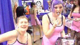BIGfrontier talks with the Suicide Girls at the 2009 Wizard World Chicago Comicon