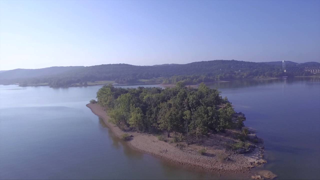 DJI Phantom 3 Standard Video Bronson, Missouri Tabletop Lake YouTube