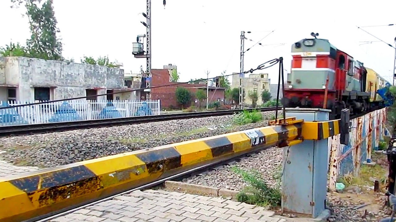 11 Railroad Videos from Beautiful Locations | Rajpura Patiala Bathinda | Indian Railways Trains
