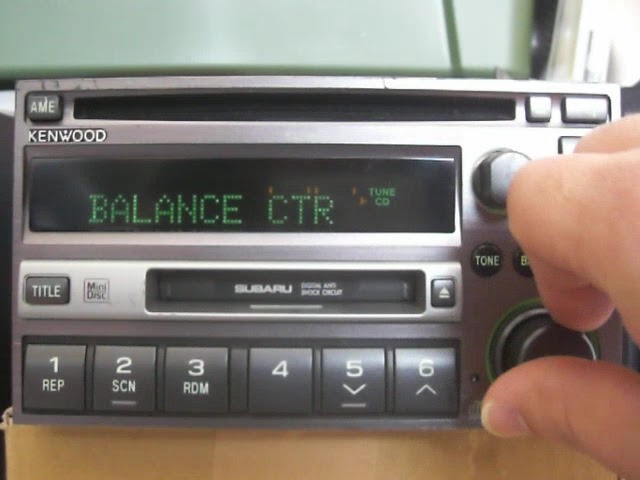 KENWOOD f-CD77 機能満載のCDプレーヤーです old car audio - YouTube