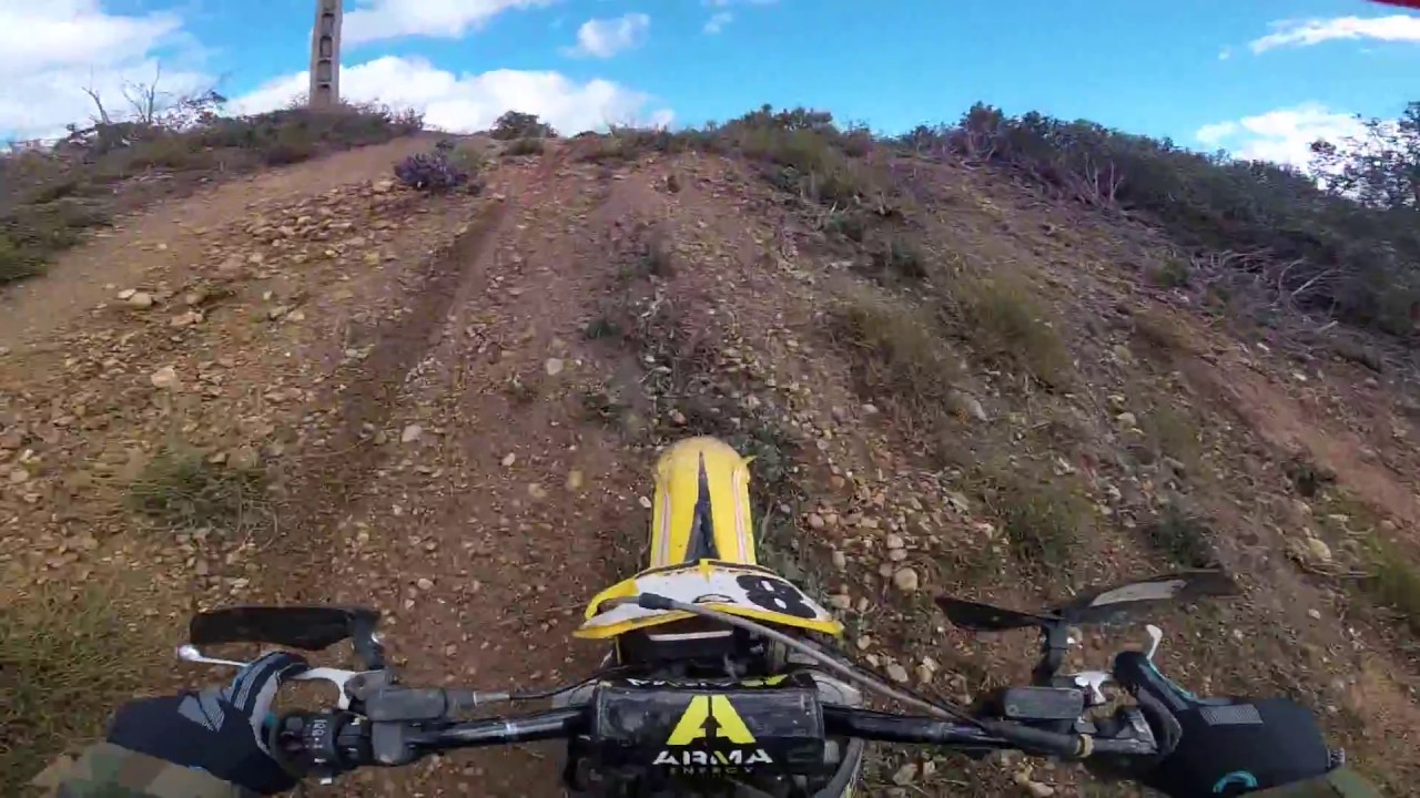 MI PRIMERA VEZ CON UNA...GASGAS 125 2T ;)