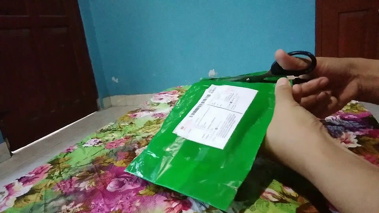 innisfree green tea seed serum,night care kit, etude eyeliner YouTube