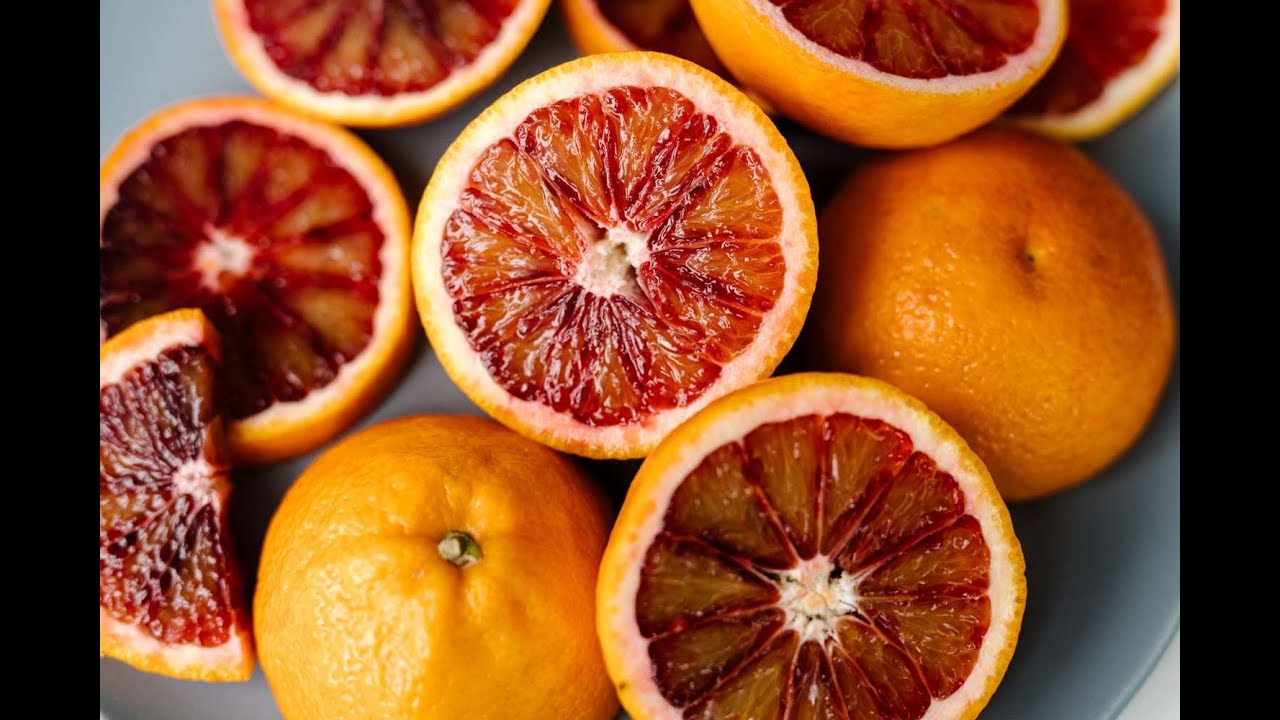 “Blood Oranges: Health Benefits and FunFact”🍊😀