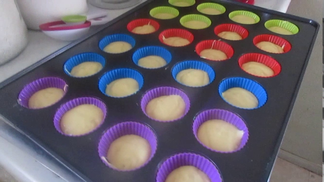 Usando Moldes De Silicona Para Cupcakes Por Primera Ves Youtube