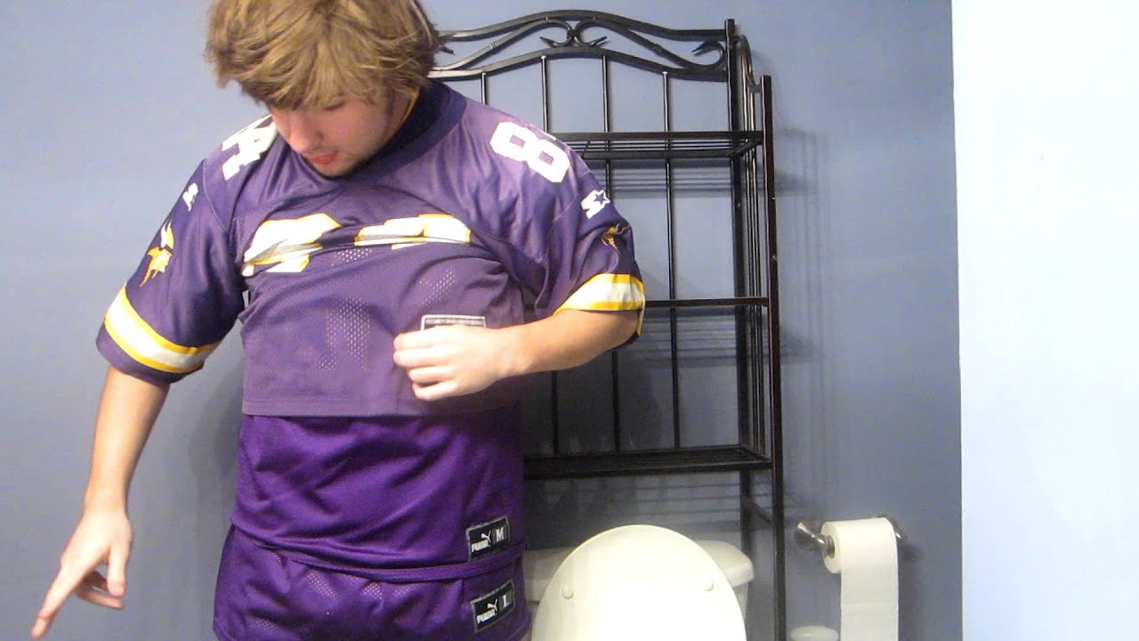 how to wear a football jersey
