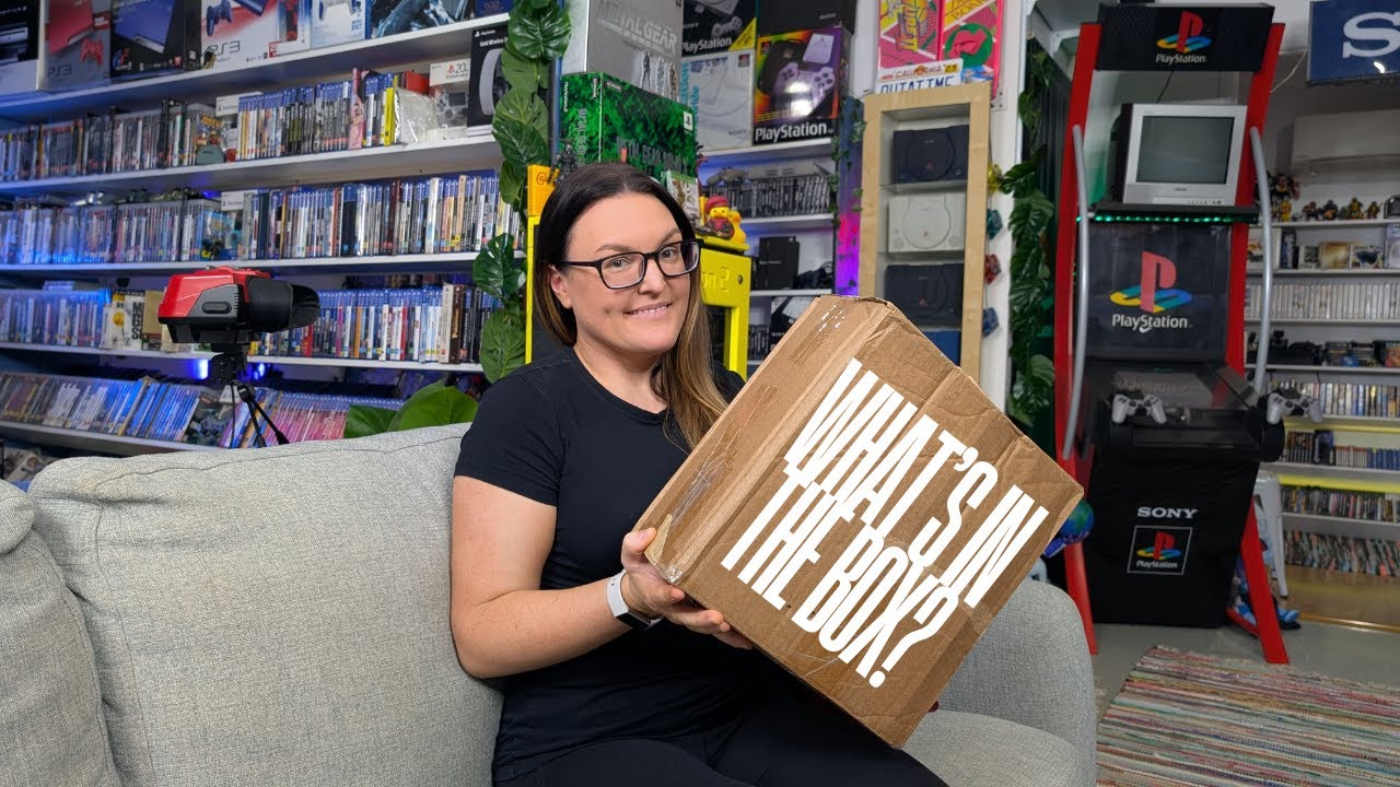 What's In The Box? Special unboxing from the UK | Team Retro
