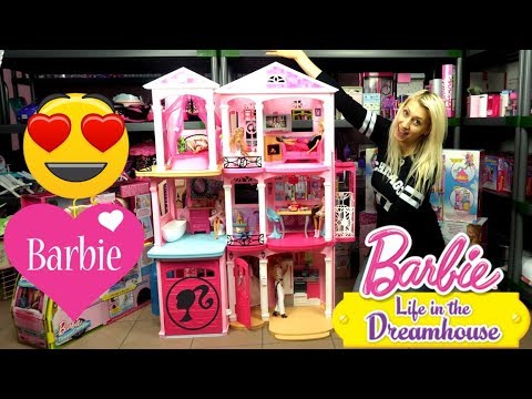 Video: Koliko je visoka Barbie Dream House?