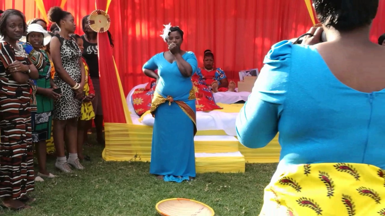  Zambian  kitchen  party  video goes viral Woman shakes 