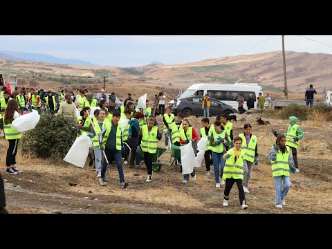 ნიჩბისის არალეგალური ნაგავსაყრელის დასუფთავება. JAMnews ქართულად