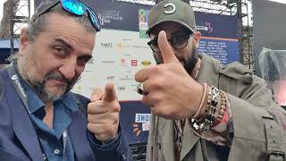 Primo Maggio 2023 Charlie Oz Saluta I Fan Col Salutatore