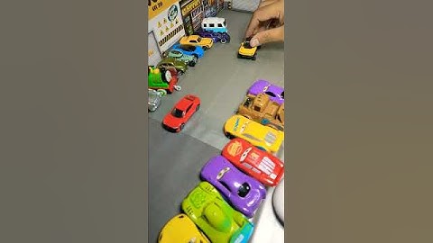 Thumbnail of Seru Banget Balapan Mobil Diecast Hot Wheels #hindi #balapanmobil #hotwheels #diecast #dragrace
