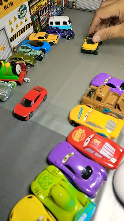Seru Banget Balapan Mobil Diecast Hot Wheels #hindi #balapanmobil #hotwheels #diecast #dragrace