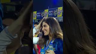 Elnaaz Norouzi cheering Mumbai team from the dugout | CCL 2023 | #ytshorts