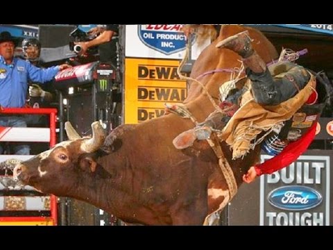 Etapa do campeonato mundial da PBR em Indianápolis tem 18