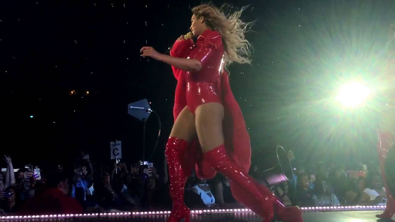 Beyoncé | Formation Tour | Crazy in Love / Naughty Girl HD Floor View