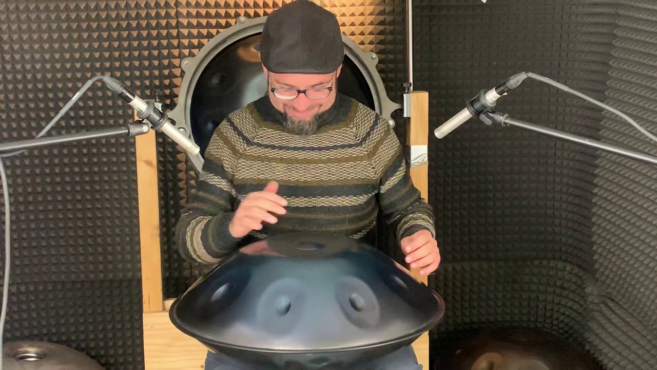 Soyuz handpan en escala D Kurd (Re menor)