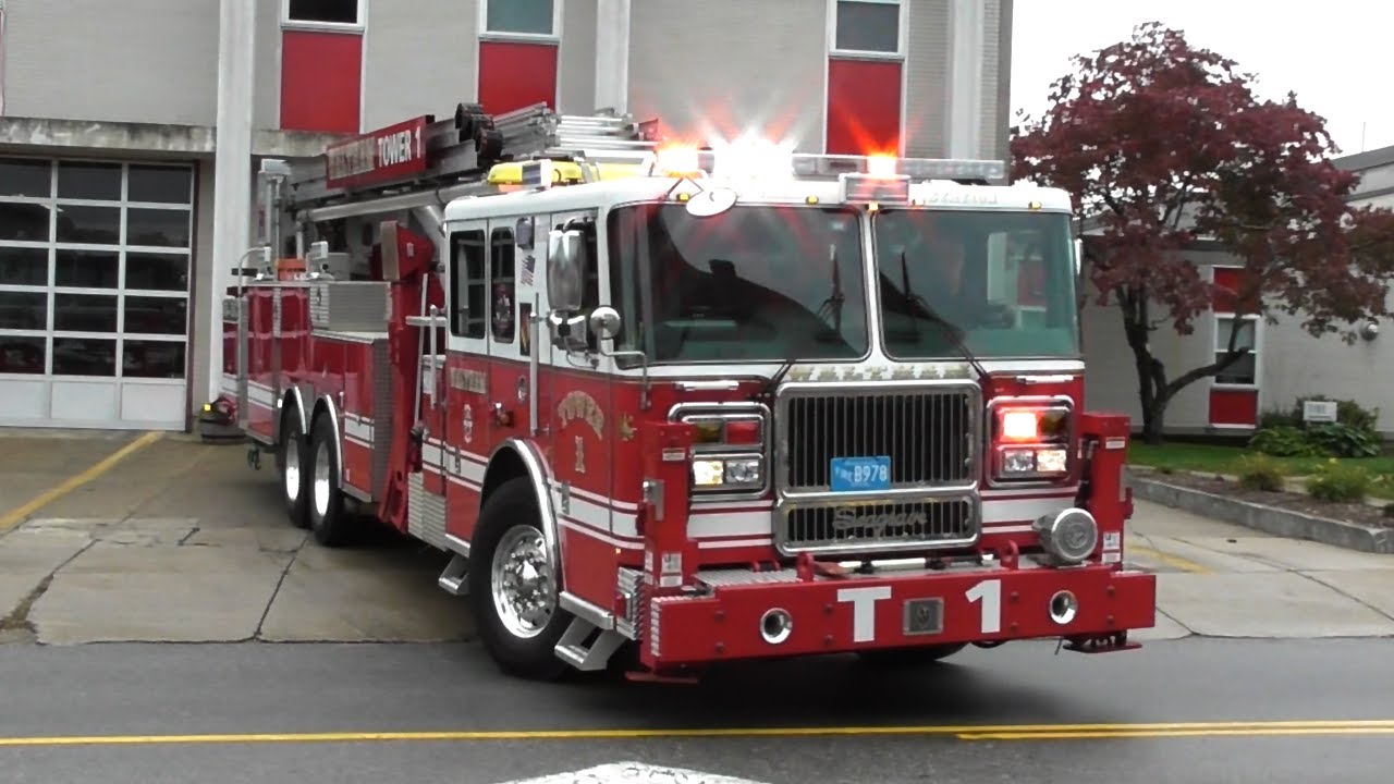 Waltham, MA Fire Department Tower 1 Responding YouTube