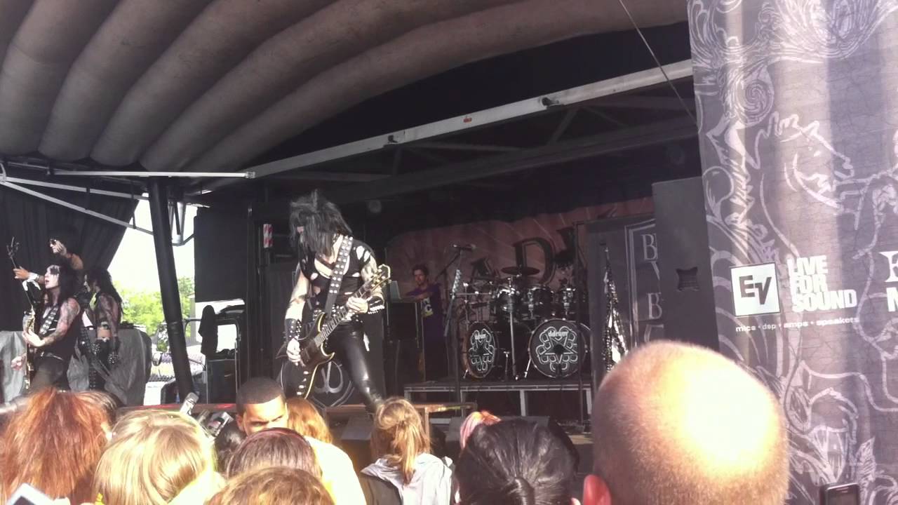 Black Veil Brides God Bless You live at Warped Tour Oceanport YouTube