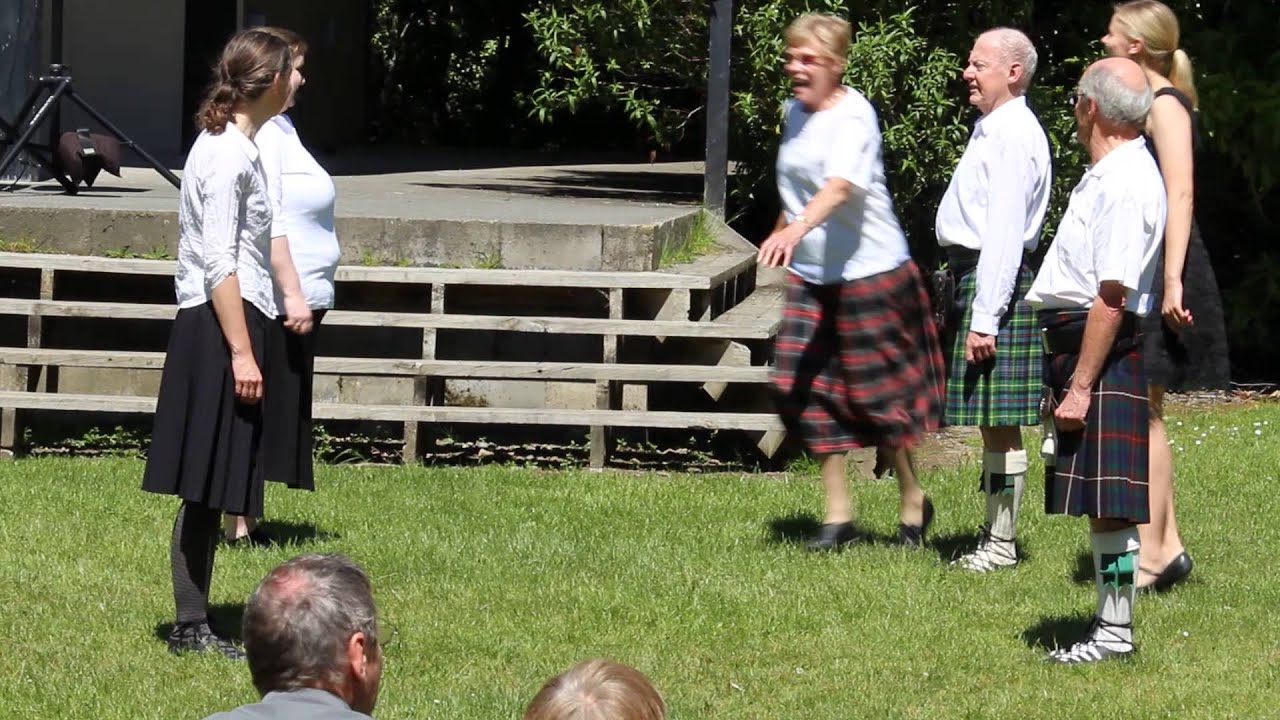 Flowers of Edinburgh performed by the Upper Hutt Scottish Country