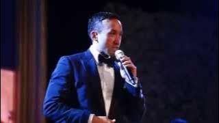 Maruli Tampubolon Cover All Of Me on His wedding party