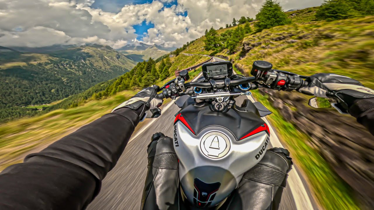 Most Crazy Italian Roads VS Ducati Streetfighter V4 - Streetrace