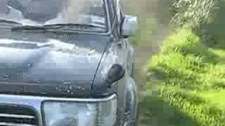 Hilux vs Prado