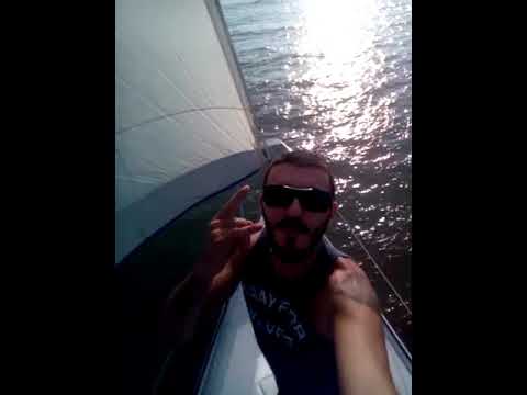 VELEJADA POR NAVEGANTES,VENTO DE NORDESTE,MANICACA FOI PRO MAR ,ACONTECE...28/4/2018