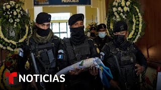 Una emboscada contra policías en Guatemala dispara la tensión social | Noticias Telemundo